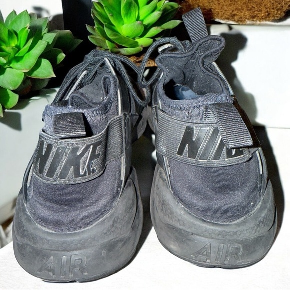 Nike Air Huarache Run Ultra Triple Black Size 13 USED - Picture 2 of 6